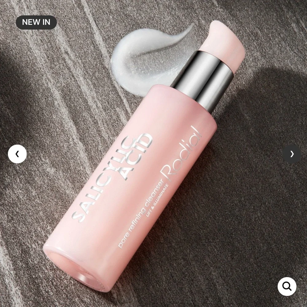 Salicylic Acid Gel Cleanser by Rodial - Picture 3 of 6